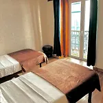 Πανσιόν 7lisbon Downtown Private Bedroom With Balcony Lisboa