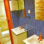 Πανσιόν 7lisbon Downtown Private Bedroom With Balcony *