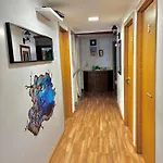 7lisbon Downtown Private Bedroom With Balcony Πανσιόν *
