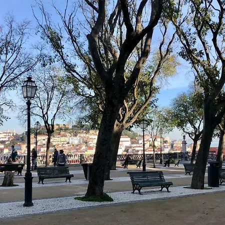 7lisbon Downtown Private Bedroom With Balcony * Lisboa