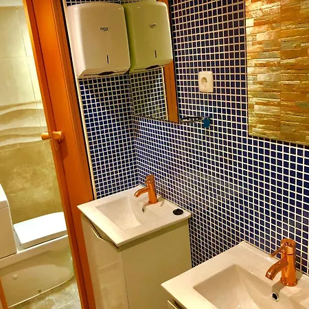 In - 7lisbon Downtown Private Bedroom With Balcony * Lisbona